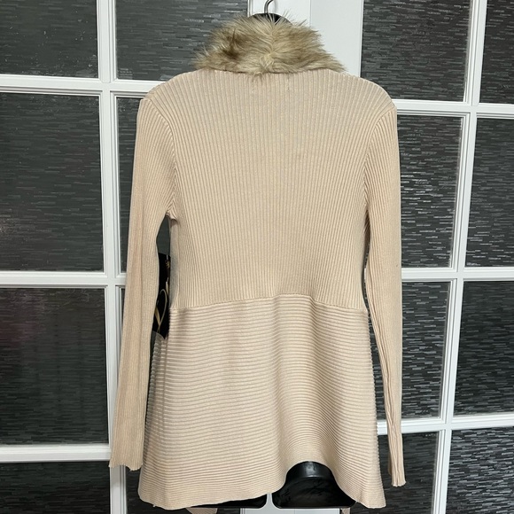 NWT Absolutely Famous Cardigan - Picture 2 of 13